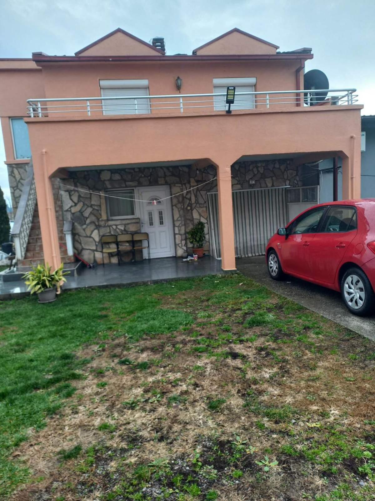 Hostel Dragana Mitrovici  Exterior foto